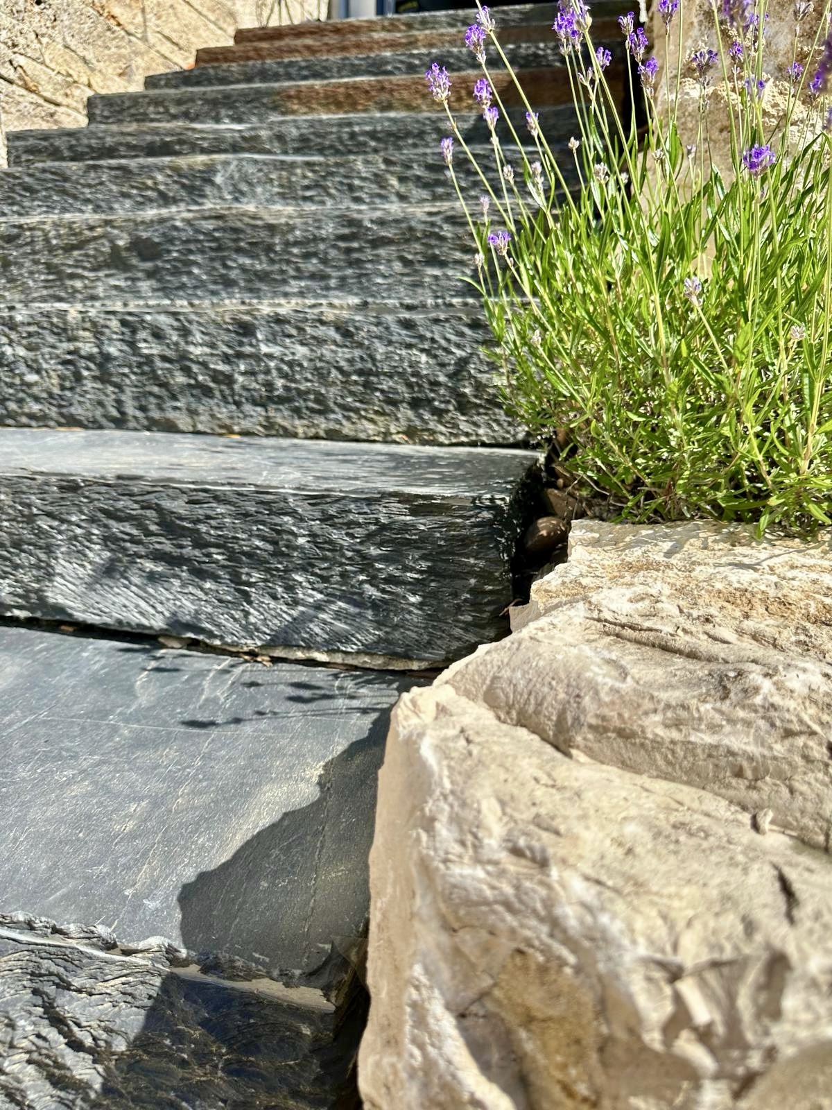 Schiefer Blockstufe Nigra