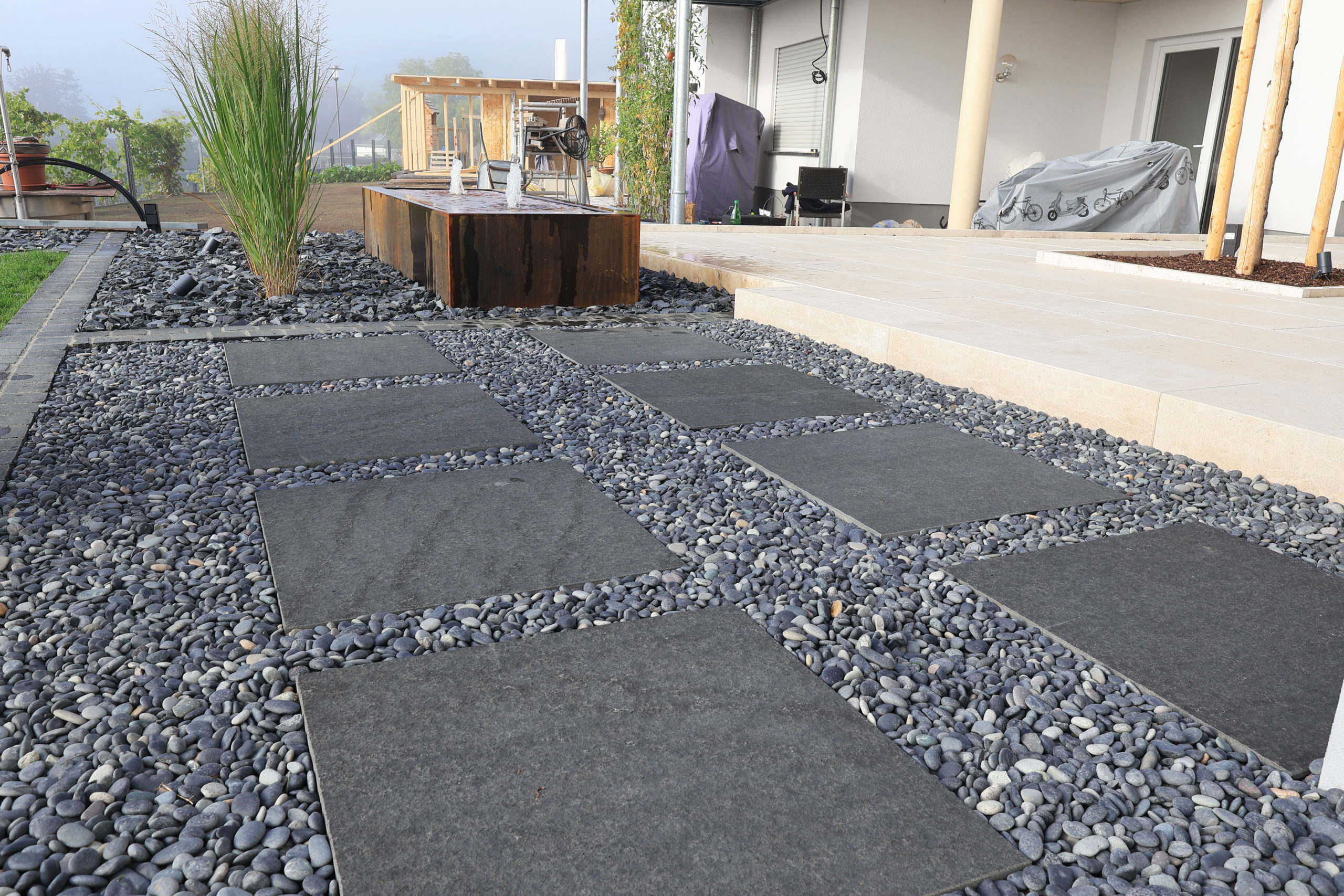 Bagira Basalt Terrassenplatte – Bild 11