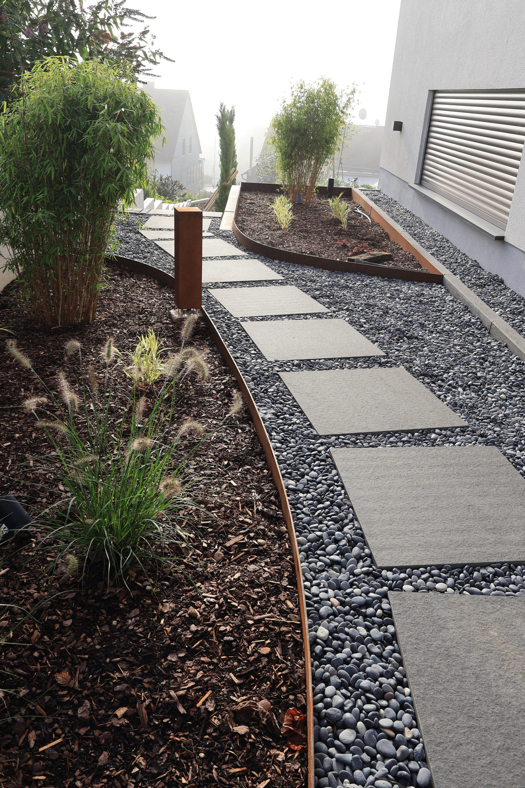 Bagira Basalt Terrassenplatte – Bild 3