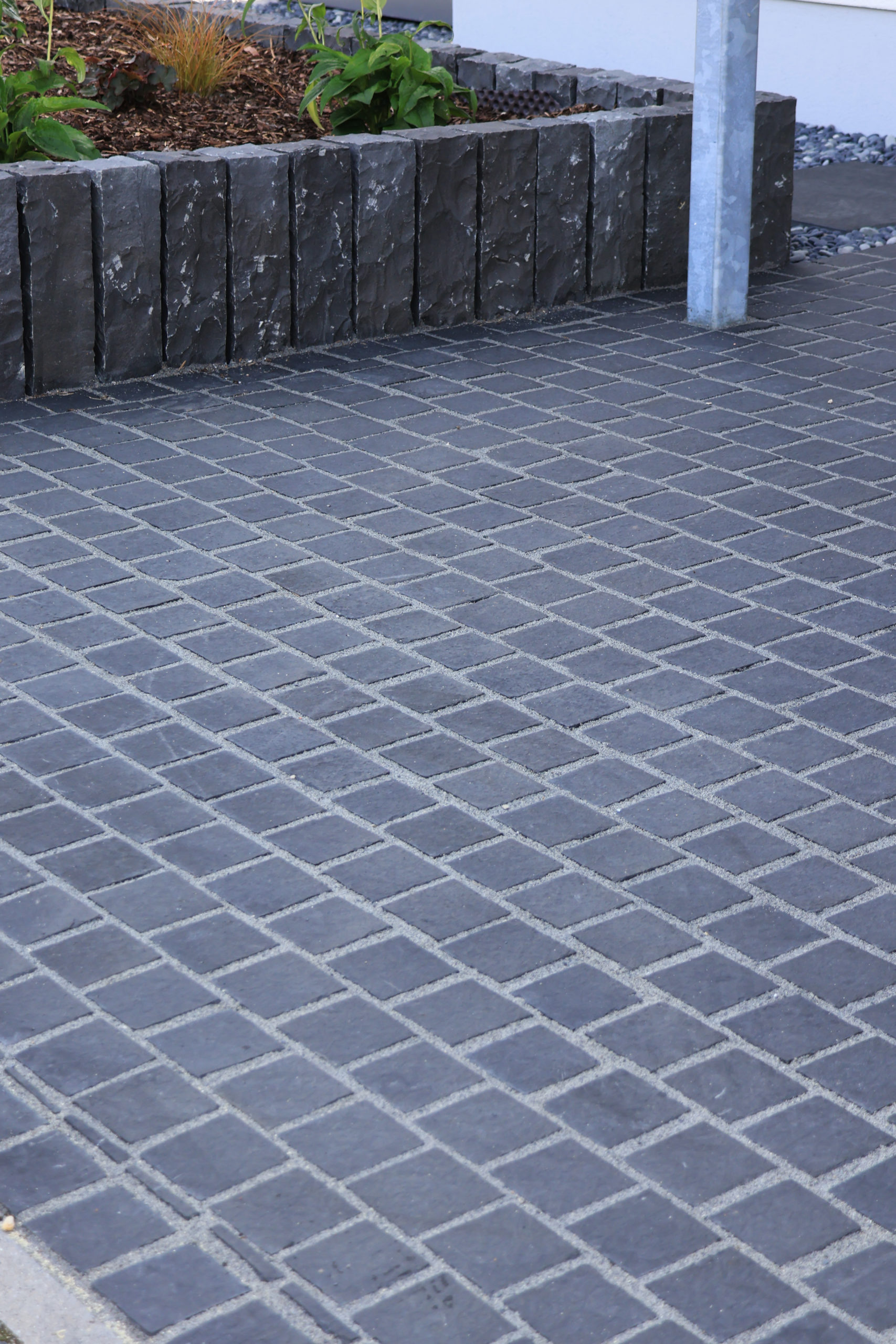 Bagira Basalt Kopfsteinpflaster (Deluxe) – Bild 7
