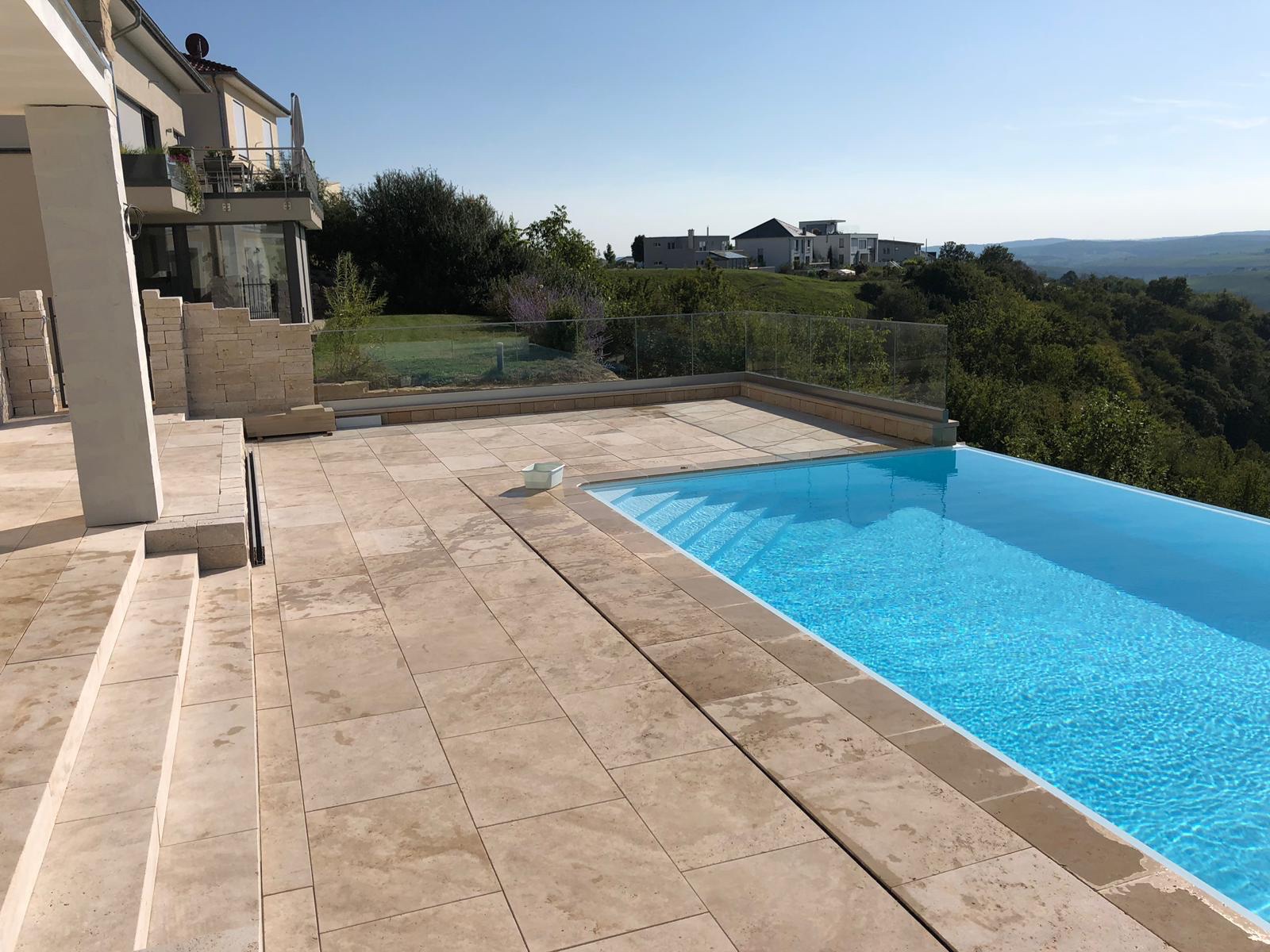 Travertin Terrassenplatte (creme/beige) – Bild 2