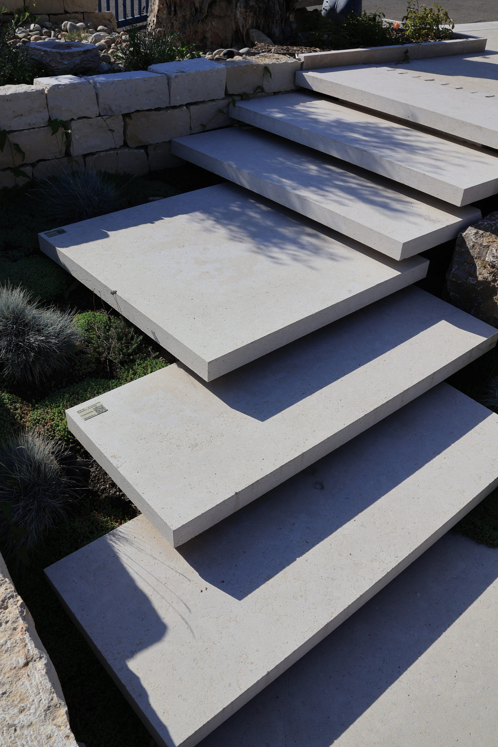 Kalkstein Jurabeige Podestplatten – Bild 2