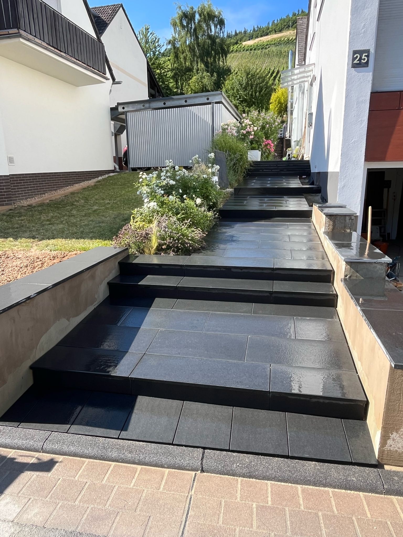 Granit Nero Assoluto Tritt- oder Setzstufe – Bild 4